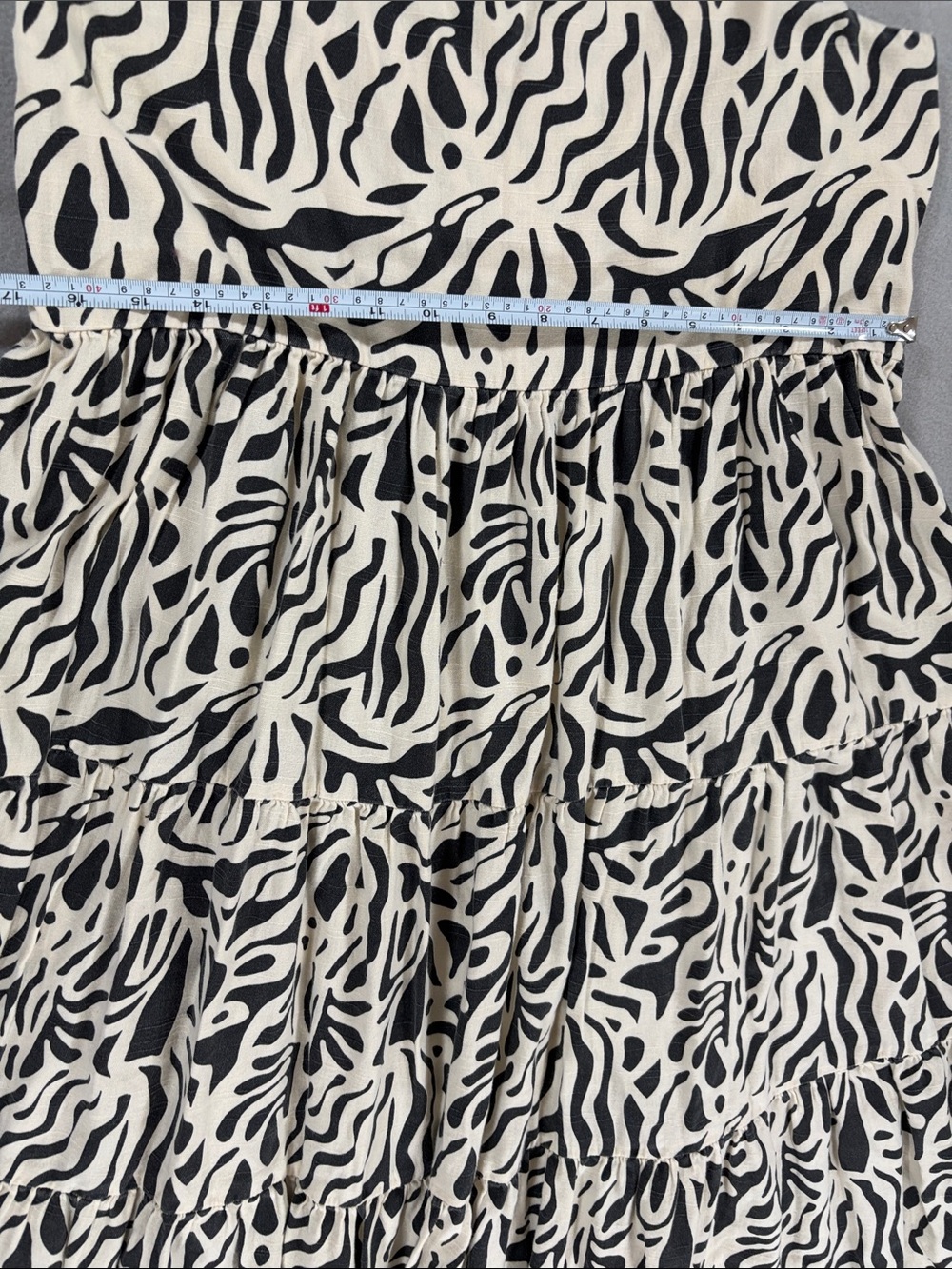 Billabong cotton/linen midi dress M cream/ gray. - Picture 5 of 10